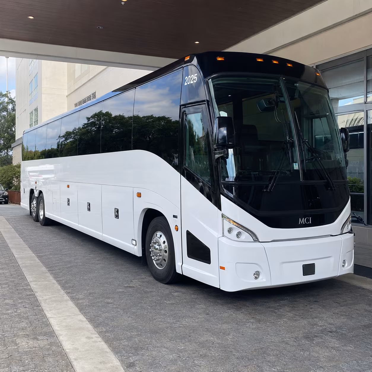 palm bay 54 passenger charter bus