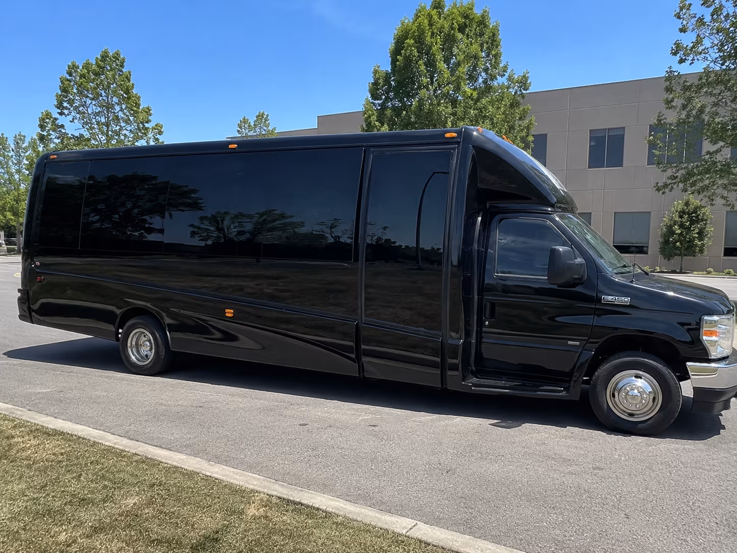 party buses and charter buses to tampa bay sporting events